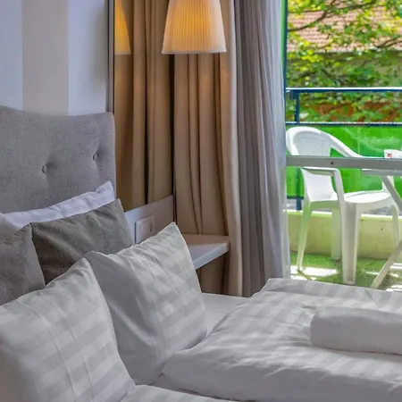 Hotel Venusz Siofok